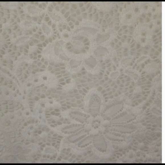 H&M White Floral Lace Crop Top - Picture 4 of 4